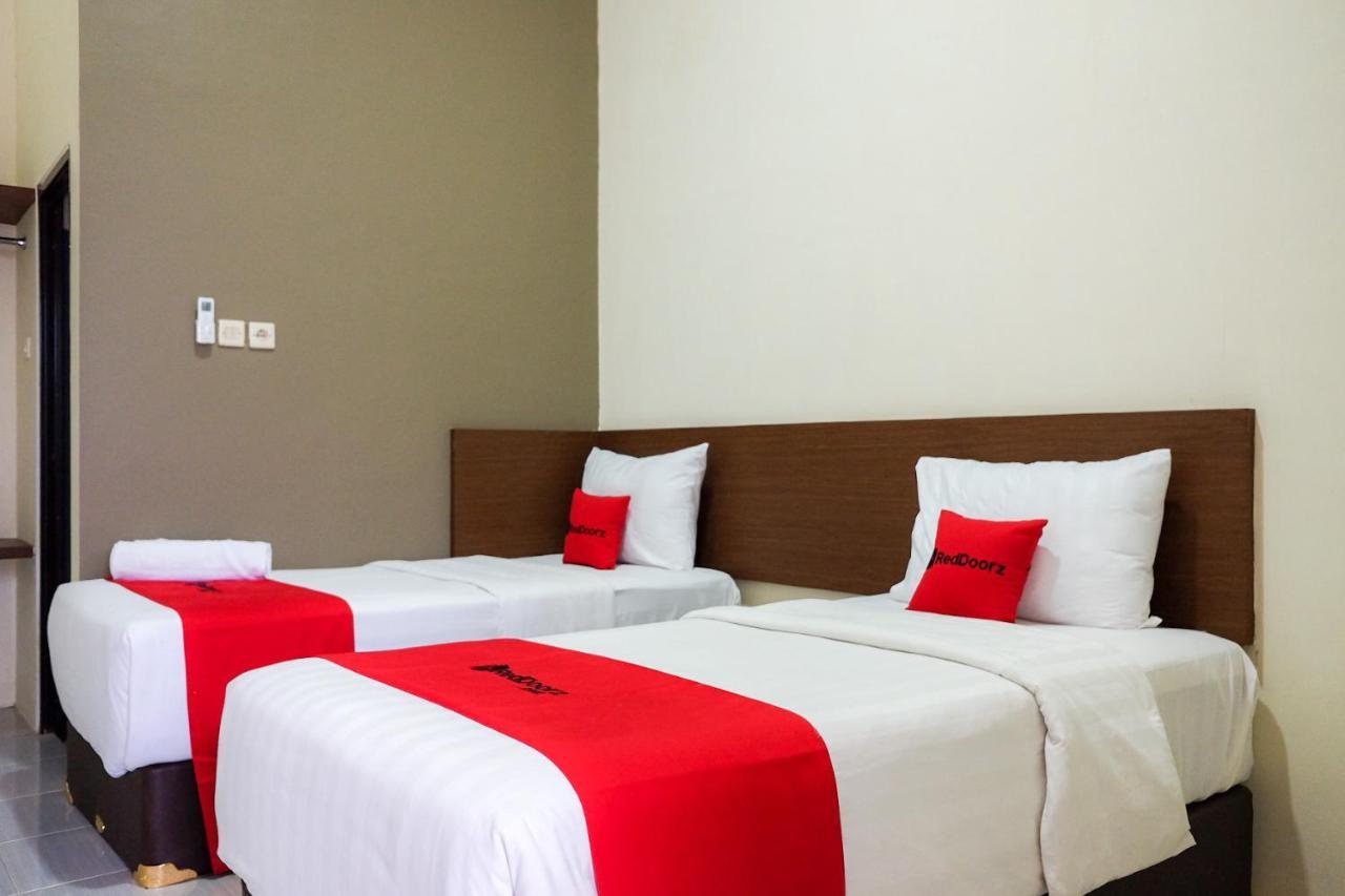 Reddoorz Syariah Near Exit Tol Pemalang Comal 2 Hotell Exteriör bild