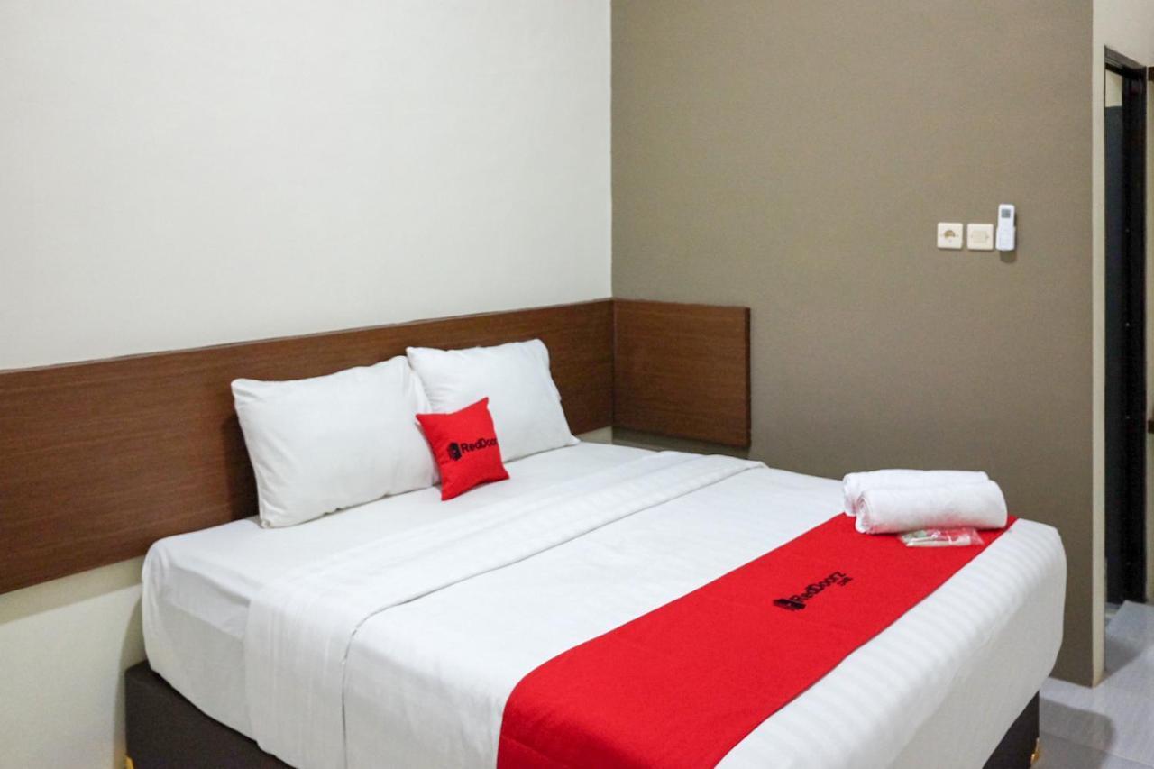 Reddoorz Syariah Near Exit Tol Pemalang Comal 2 Hotell Exteriör bild